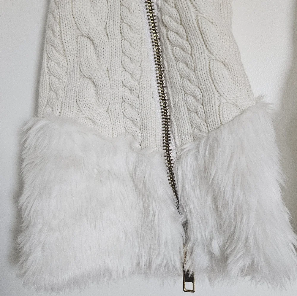 Faux Fur Cable Knit Leg Warmers - White